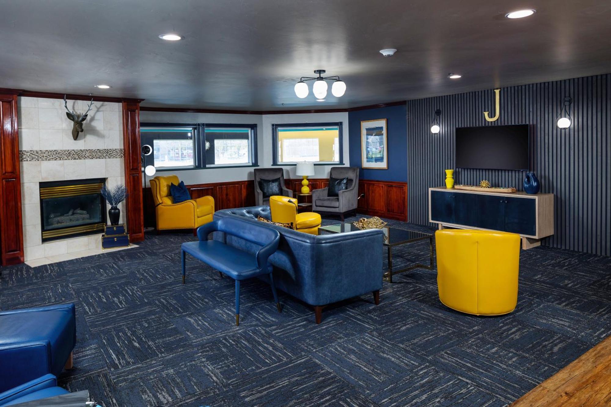 Hotel J Green Bay Bagian luar foto