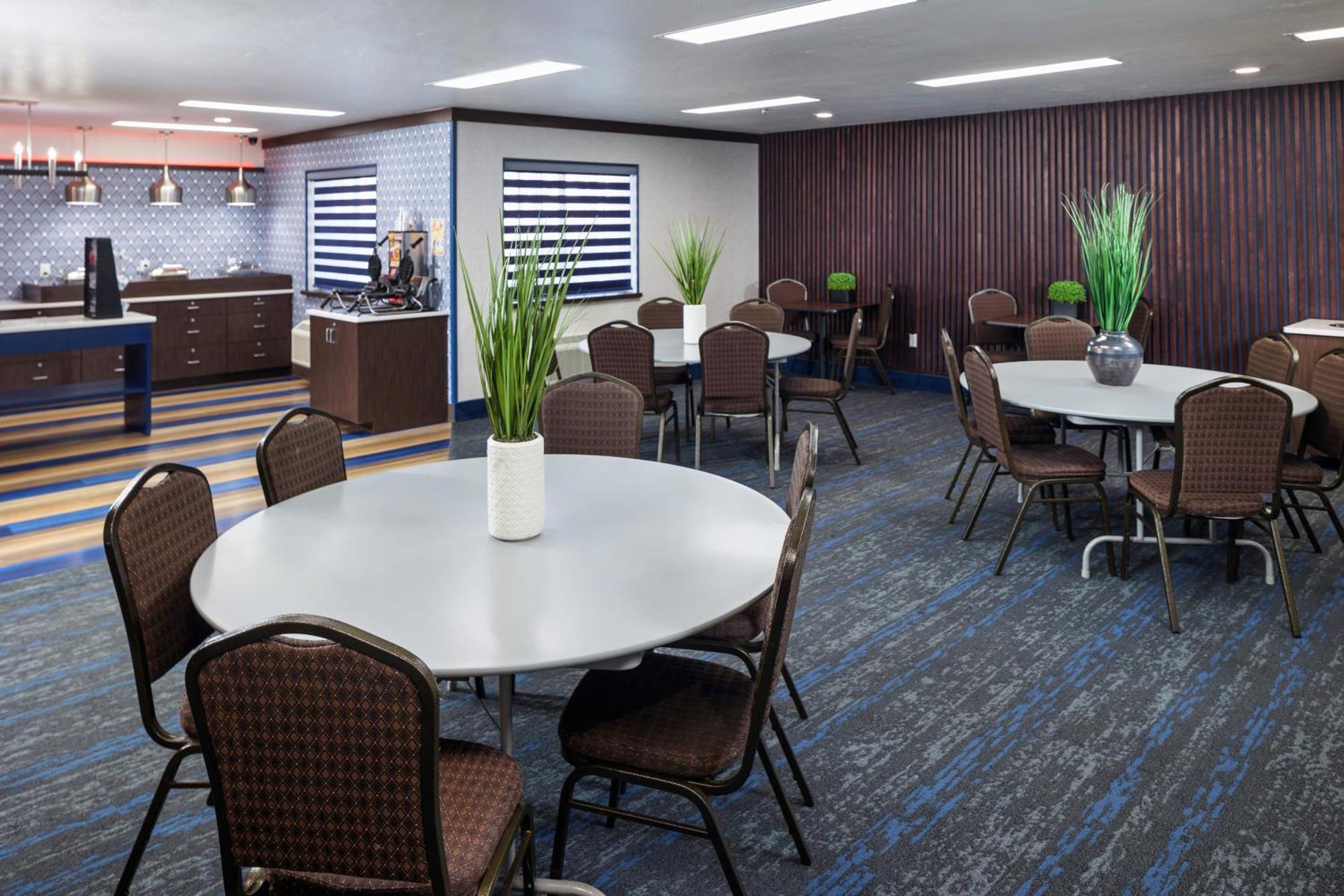 Hotel J Green Bay Bagian luar foto