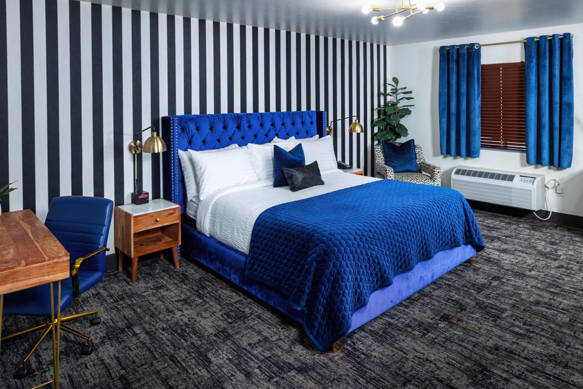 Hotel J Green Bay Bagian luar foto
